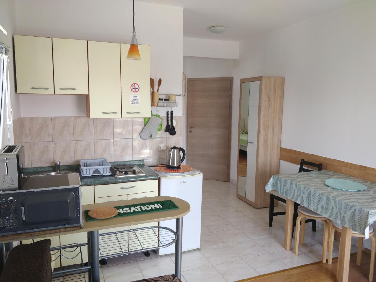 נובליה Apartments Booky מראה חיצוני תמונה