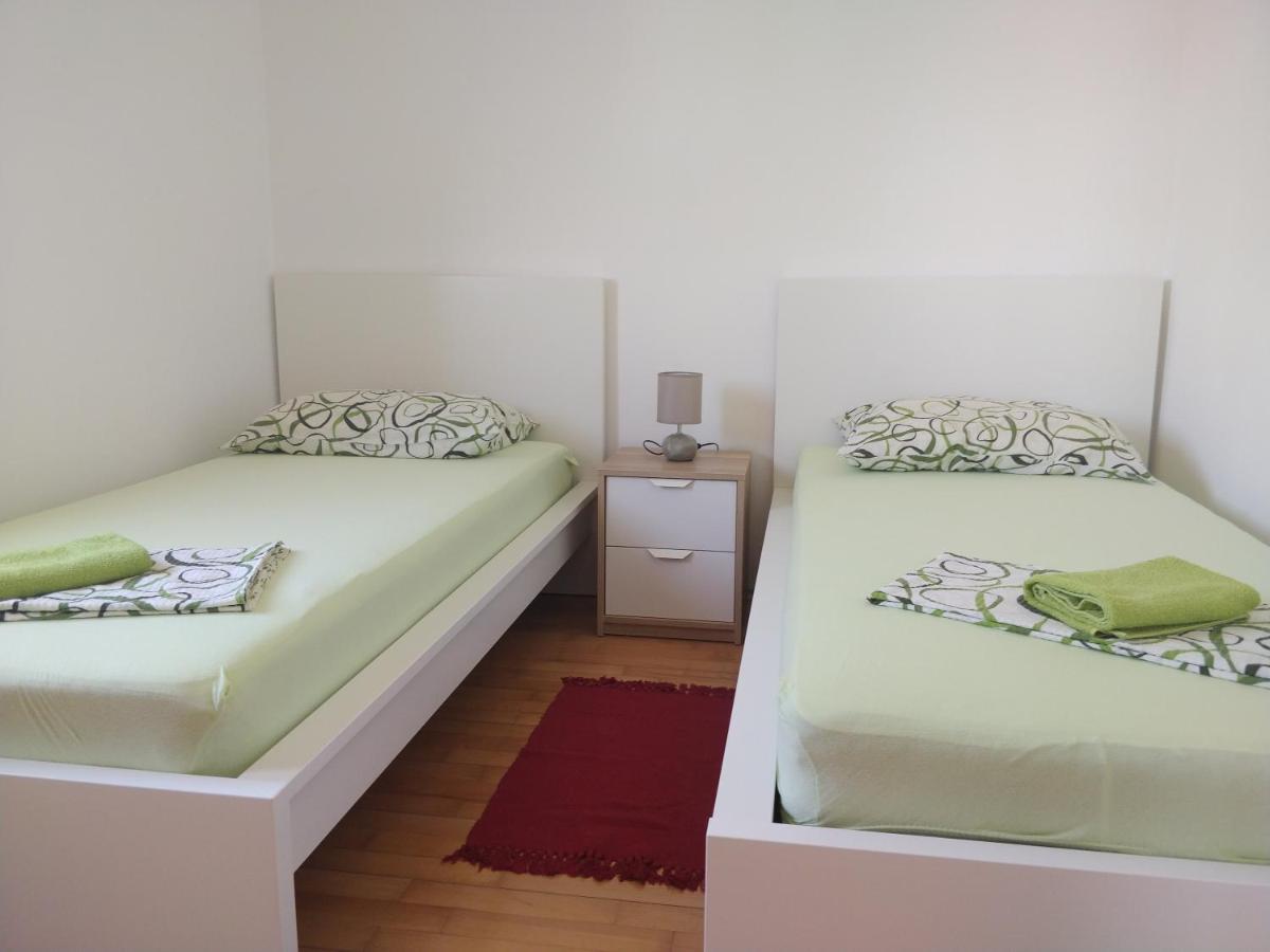 נובליה Apartments Booky מראה חיצוני תמונה