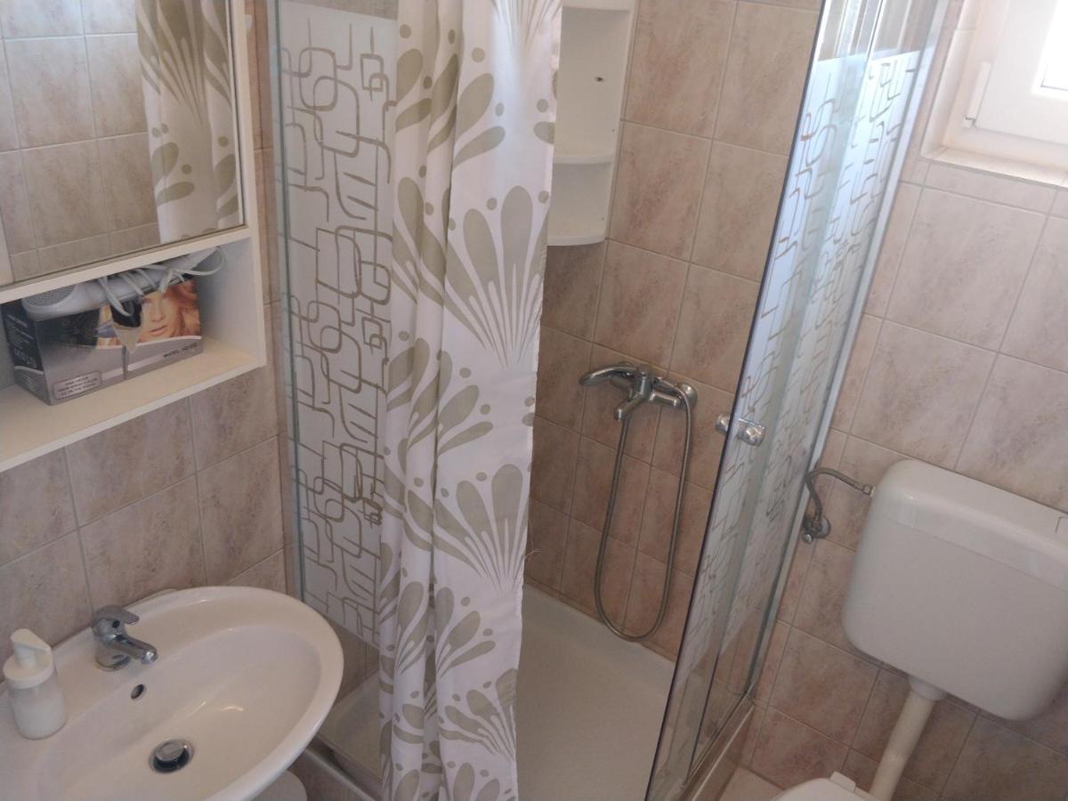 נובליה Apartments Booky מראה חיצוני תמונה