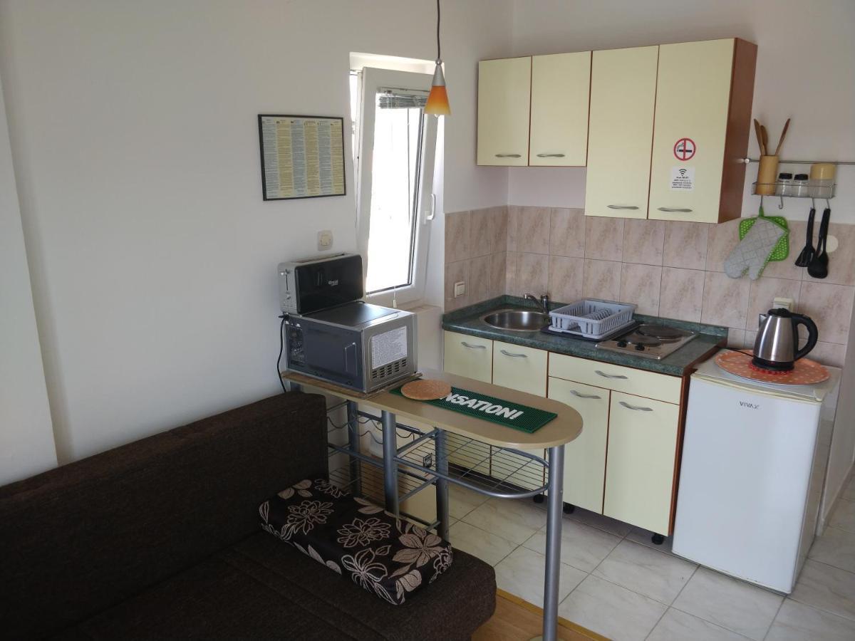 נובליה Apartments Booky מראה חיצוני תמונה