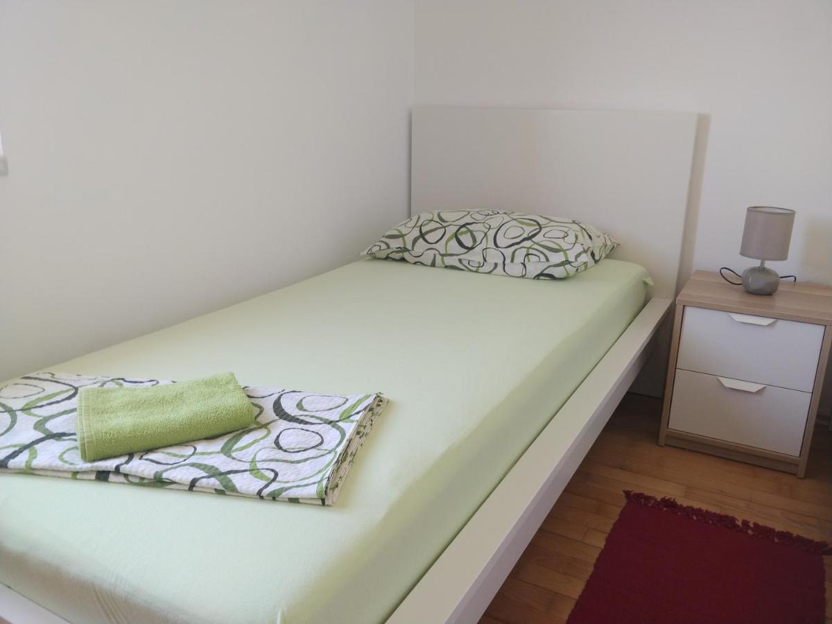 נובליה Apartments Booky מראה חיצוני תמונה