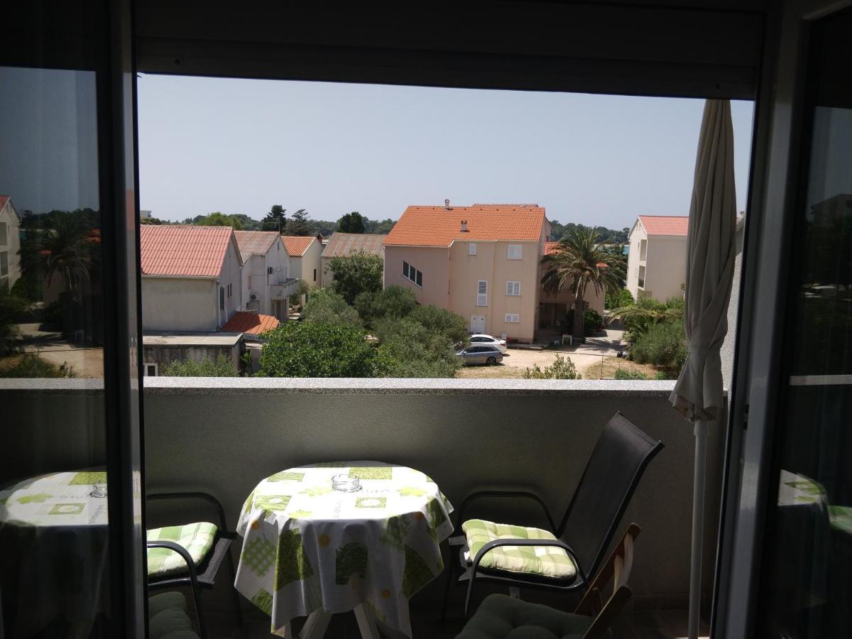 נובליה Apartments Booky מראה חיצוני תמונה