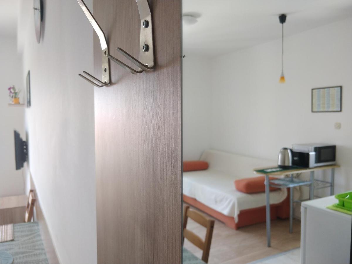 נובליה Apartments Booky מראה חיצוני תמונה