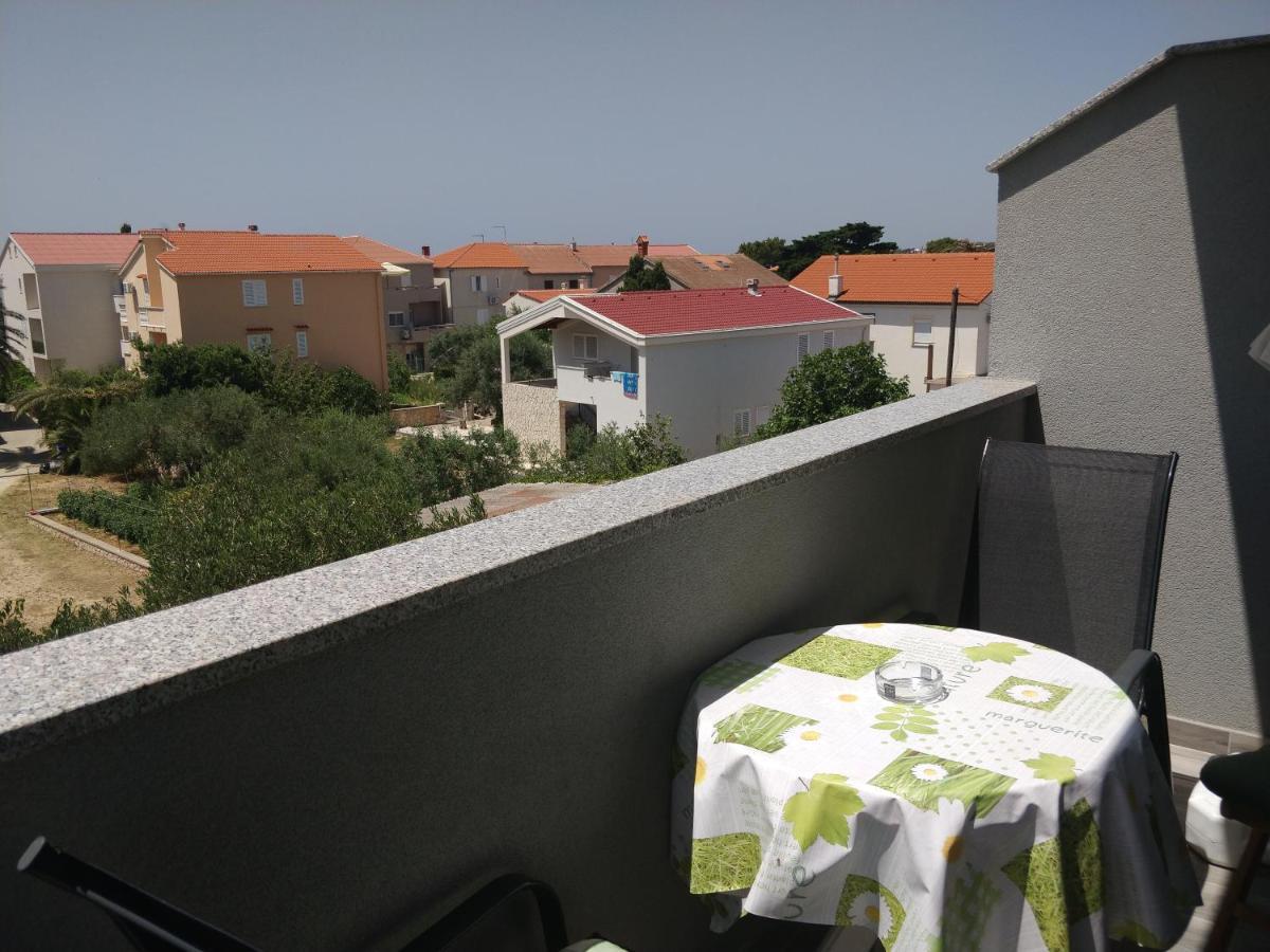 נובליה Apartments Booky מראה חיצוני תמונה