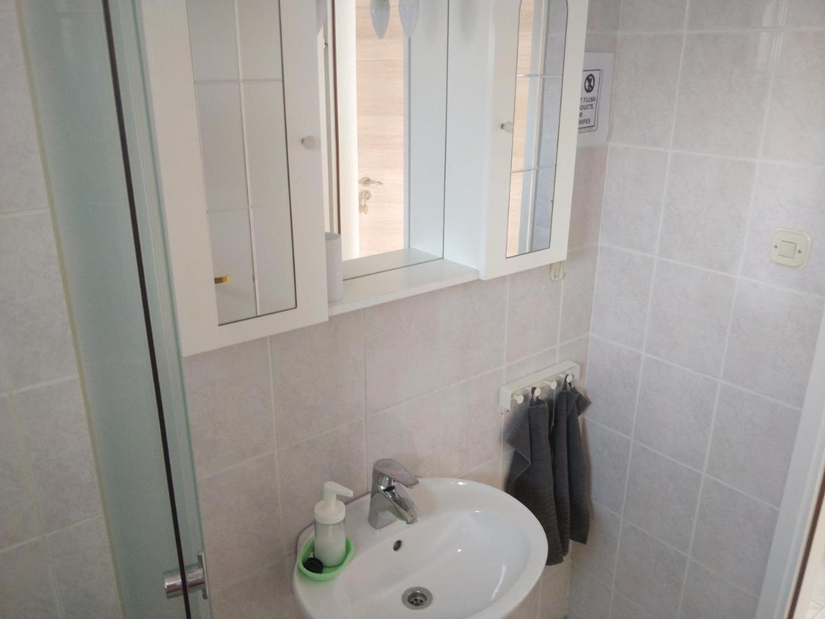 נובליה Apartments Booky מראה חיצוני תמונה