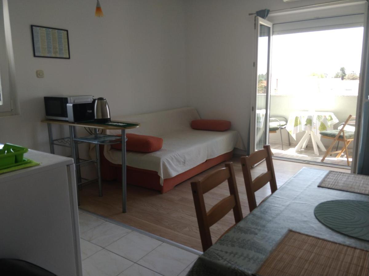 נובליה Apartments Booky מראה חיצוני תמונה