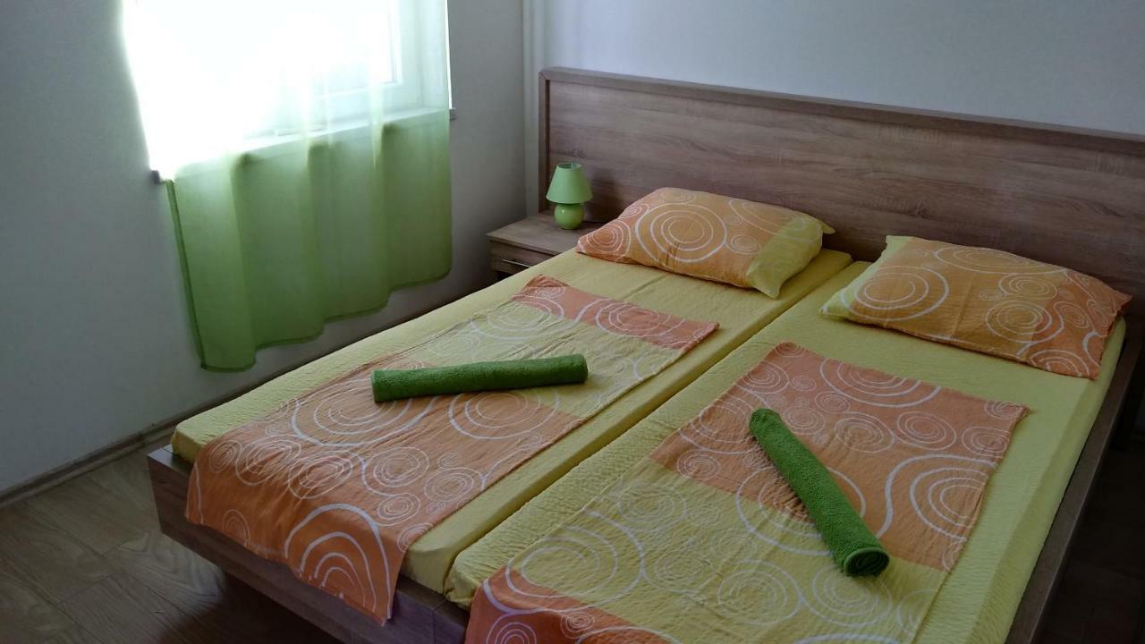 נובליה Apartments Booky מראה חיצוני תמונה