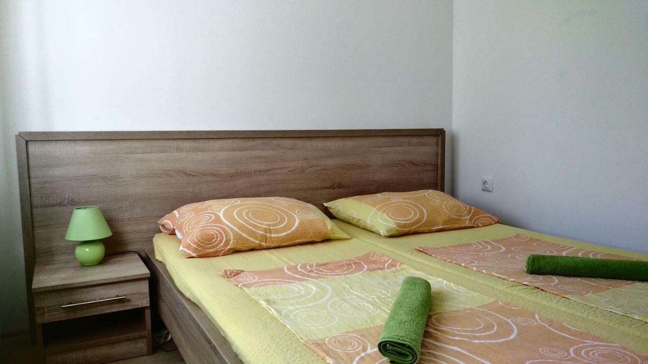 נובליה Apartments Booky מראה חיצוני תמונה