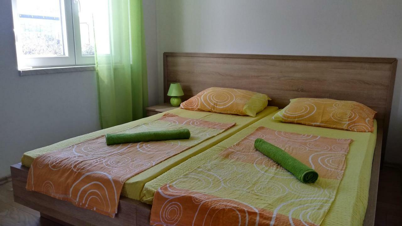 נובליה Apartments Booky מראה חיצוני תמונה