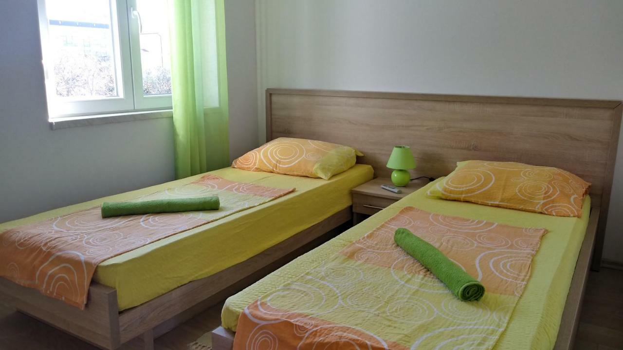 נובליה Apartments Booky מראה חיצוני תמונה