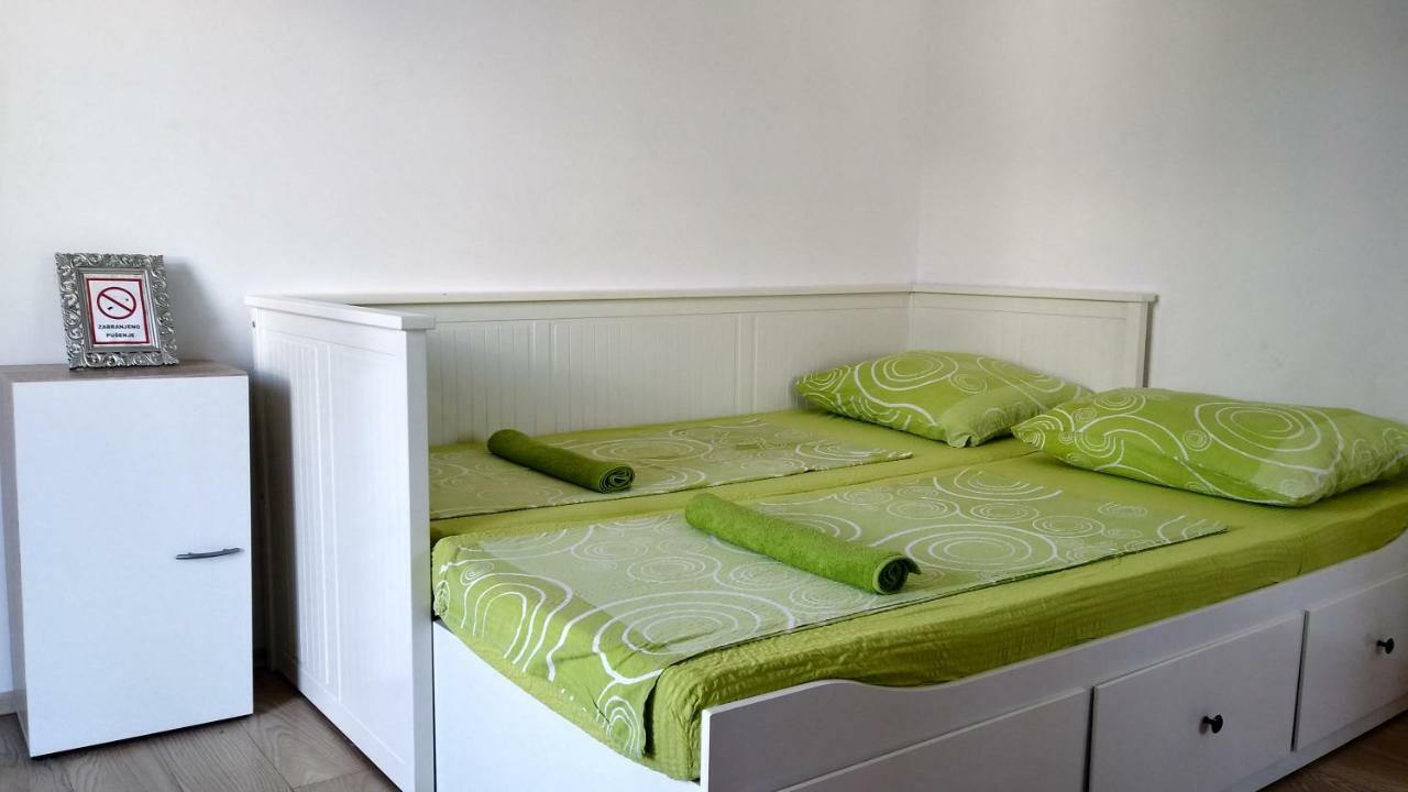 נובליה Apartments Booky מראה חיצוני תמונה